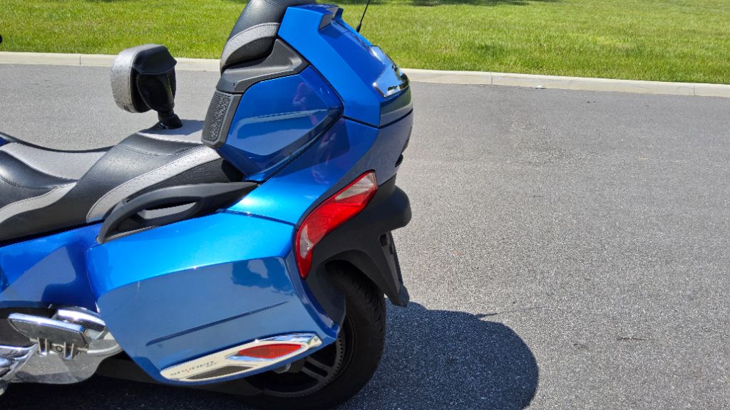 2018 Can-am Spyder - $16,999