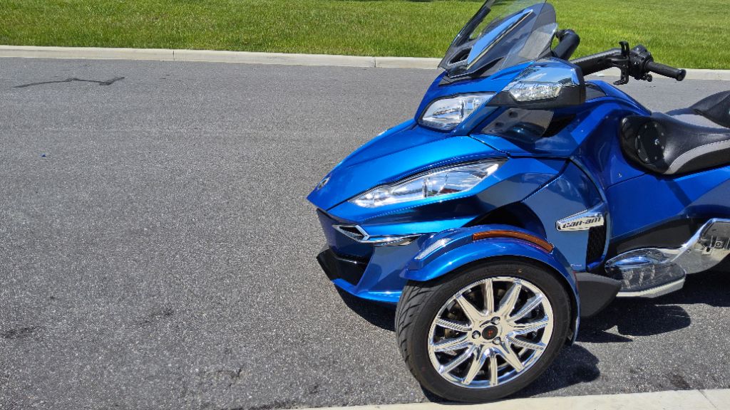 2018 Can-am Spyder - $16,999