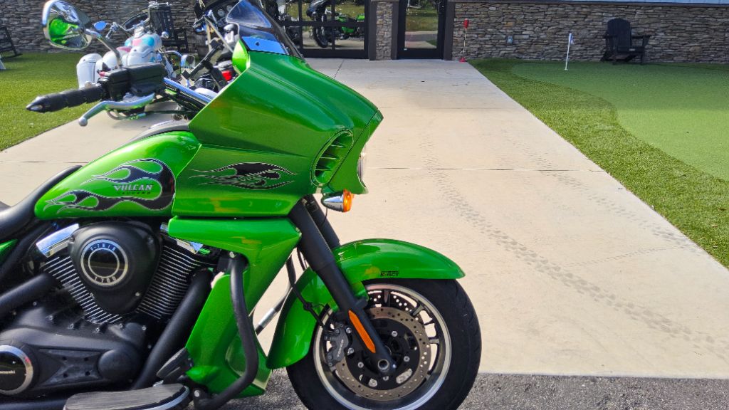 2015 Kawasaki Vulcan 1700 - $7,999