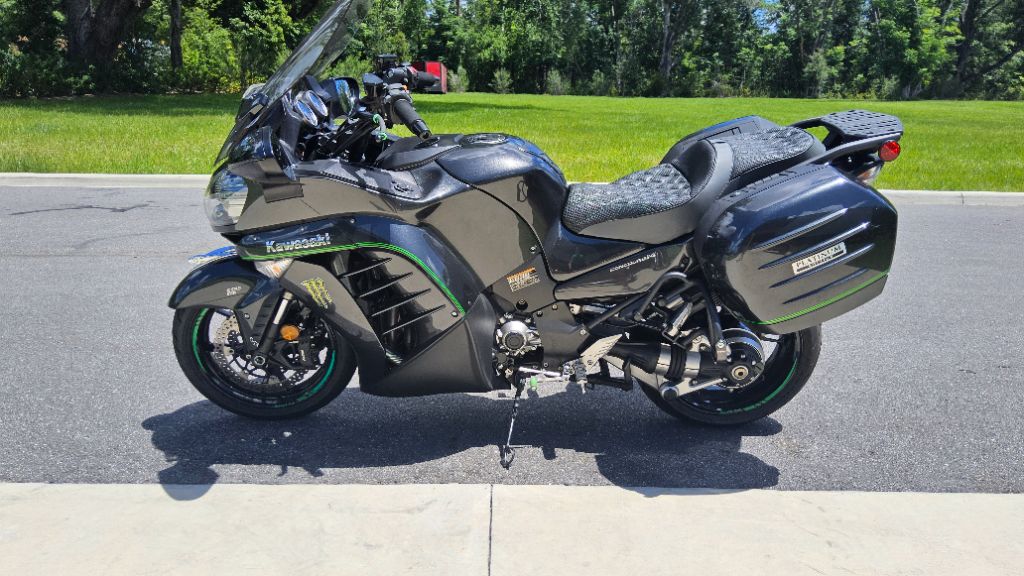 2018 Kawasaki Concourse 14 ABS - $9,995