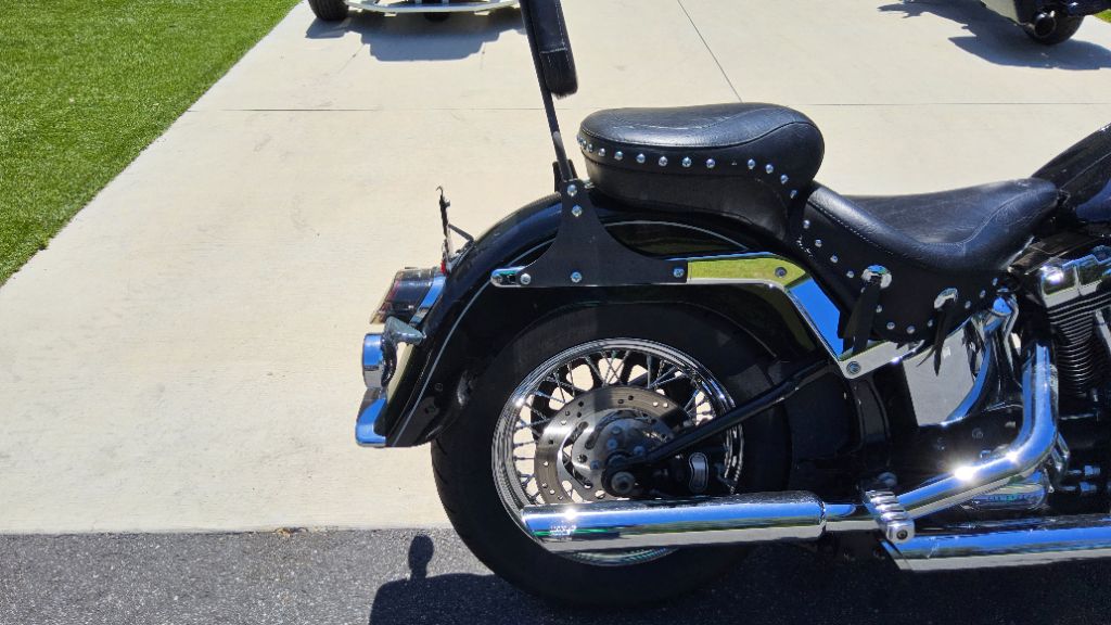 2010 Harley-davidson Heritage Softail Classic - $7,500