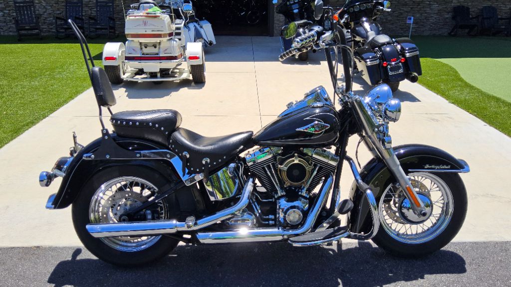 2010 Harley-davidson Heritage Softail Classic - $7,500