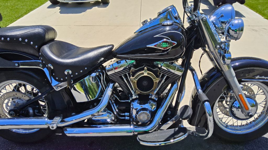 2010 Harley-davidson Heritage Softail Classic - $7,500
