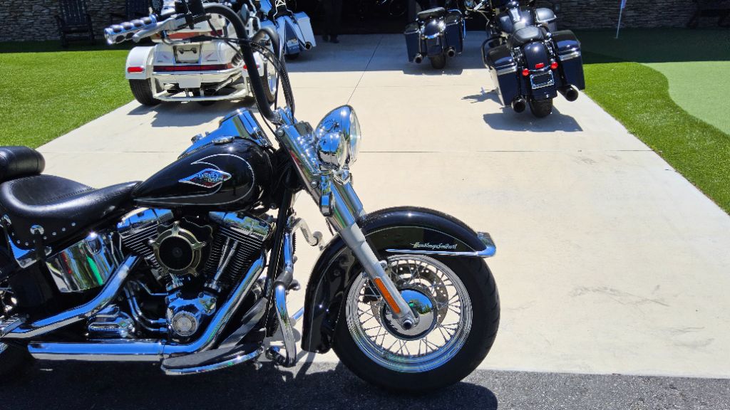 2010 Harley-davidson Heritage Softail Classic - $7,500