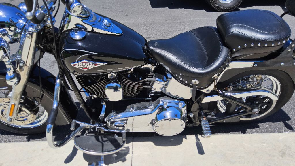 2010 Harley-davidson Heritage Softail Classic - $7,500