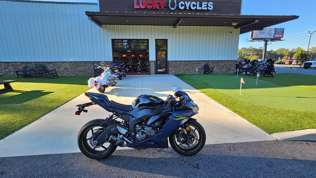 2022 Kawasaki Ninja Zx-6r - $10,500