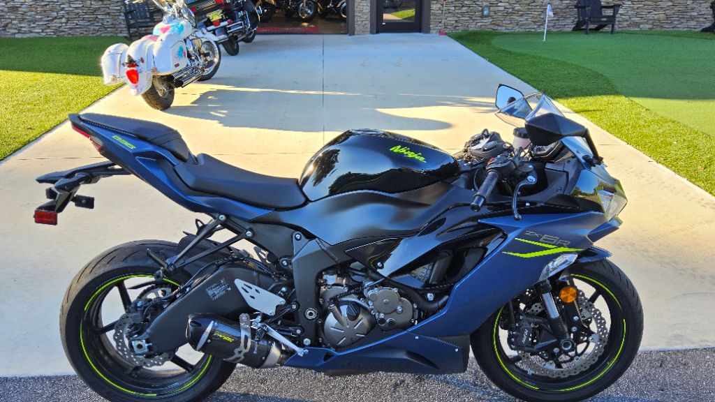 2022 Kawasaki Ninja Zx-6r - $10,500