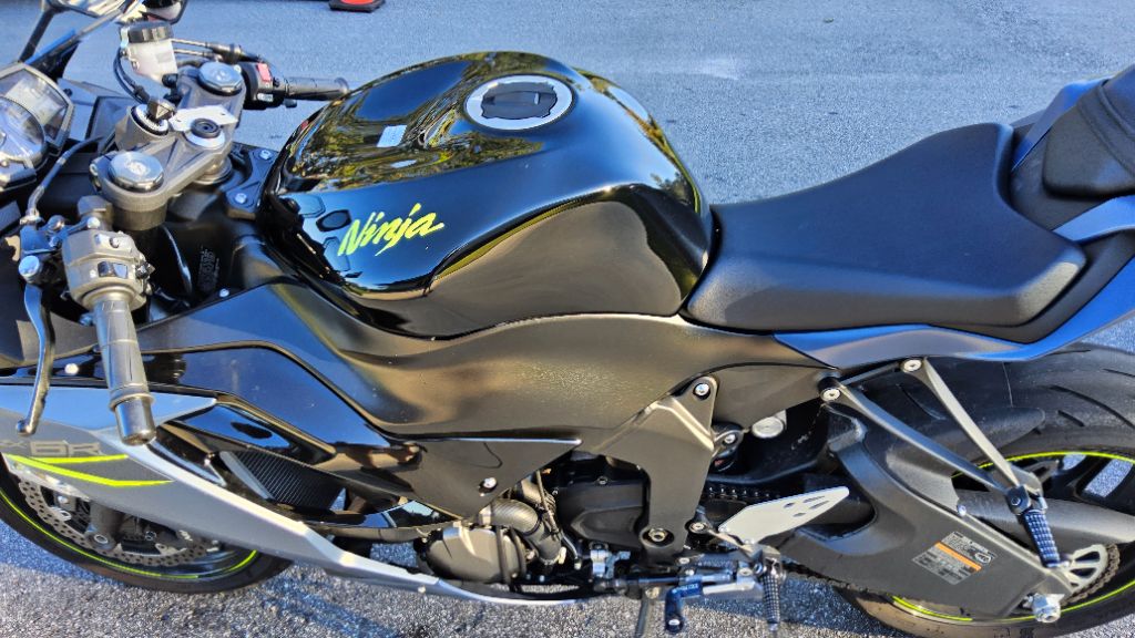 2022 Kawasaki Ninja Zx-6r - $10,500