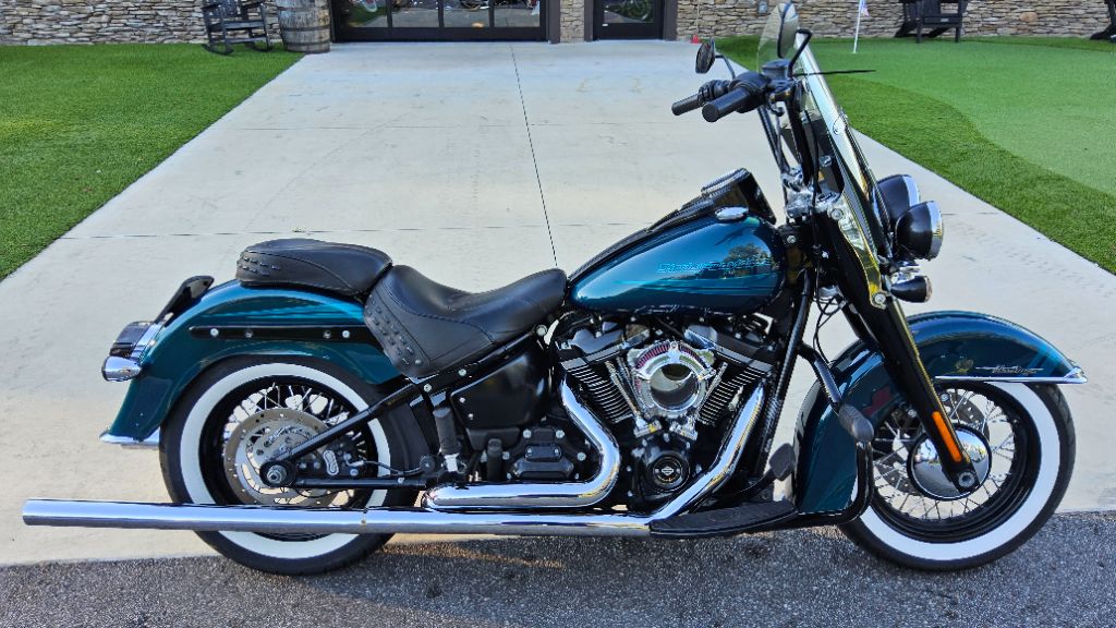 2020 Harley-davidson Heritage Classic 114 - $11,900