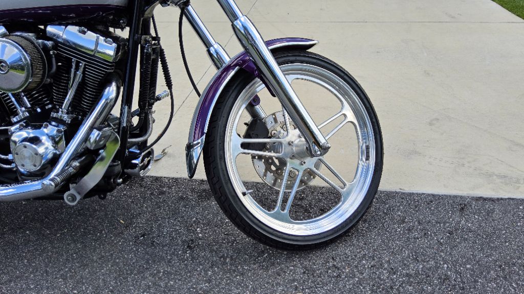 2001 Harley-davidson Softail Deuce - $5,995