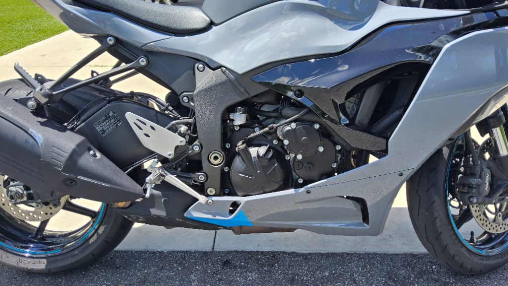 2025 Kawasaki Ninja 636  - $10,999