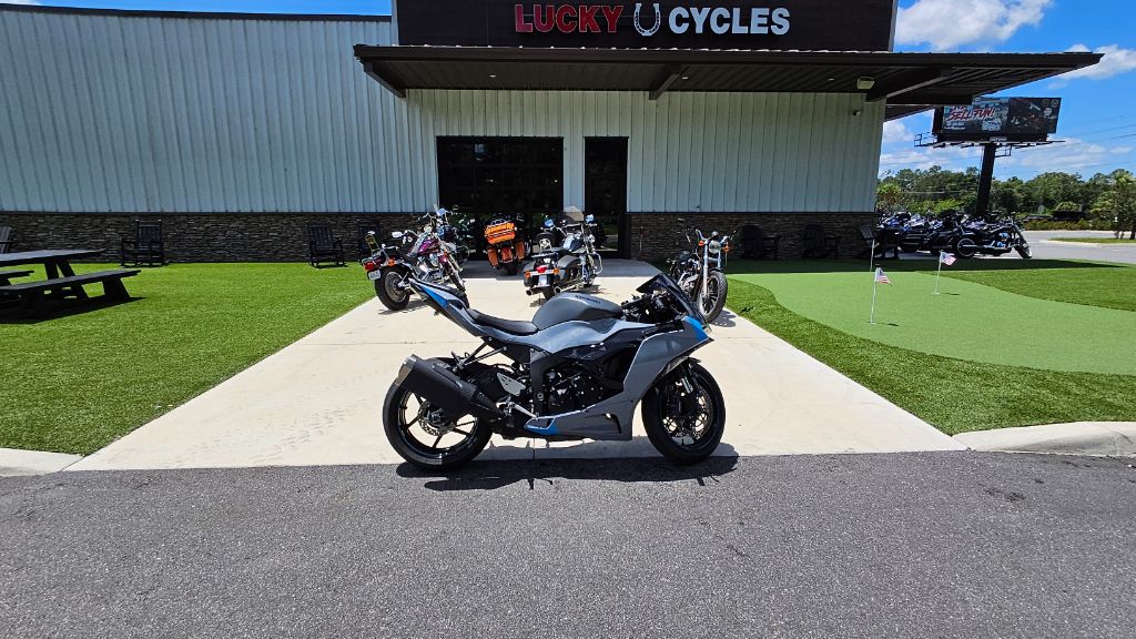 2025 Kawasaki Ninja 636  - $10,999