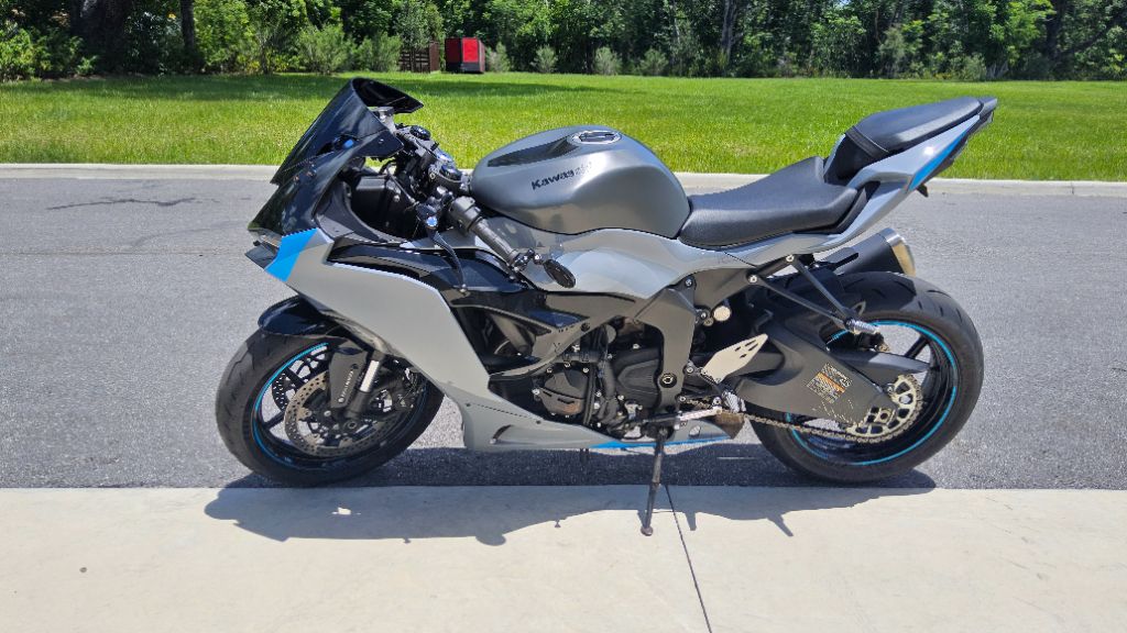 2025 Kawasaki Ninja 636  - $10,999