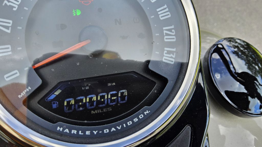 2018 Harley Davidson Heritage Classic - $10,900