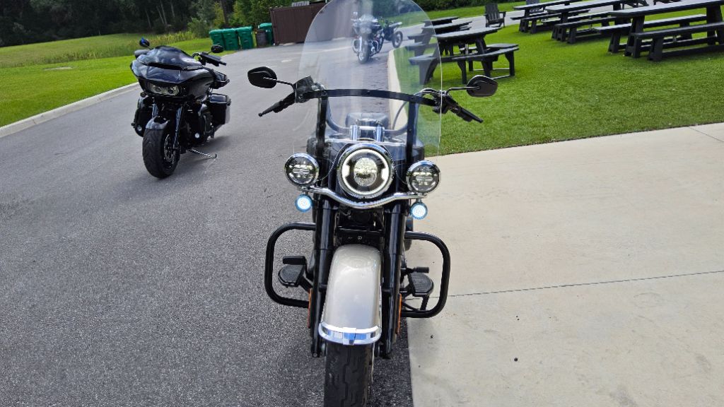 2018 Harley Davidson Heritage Classic - $10,900