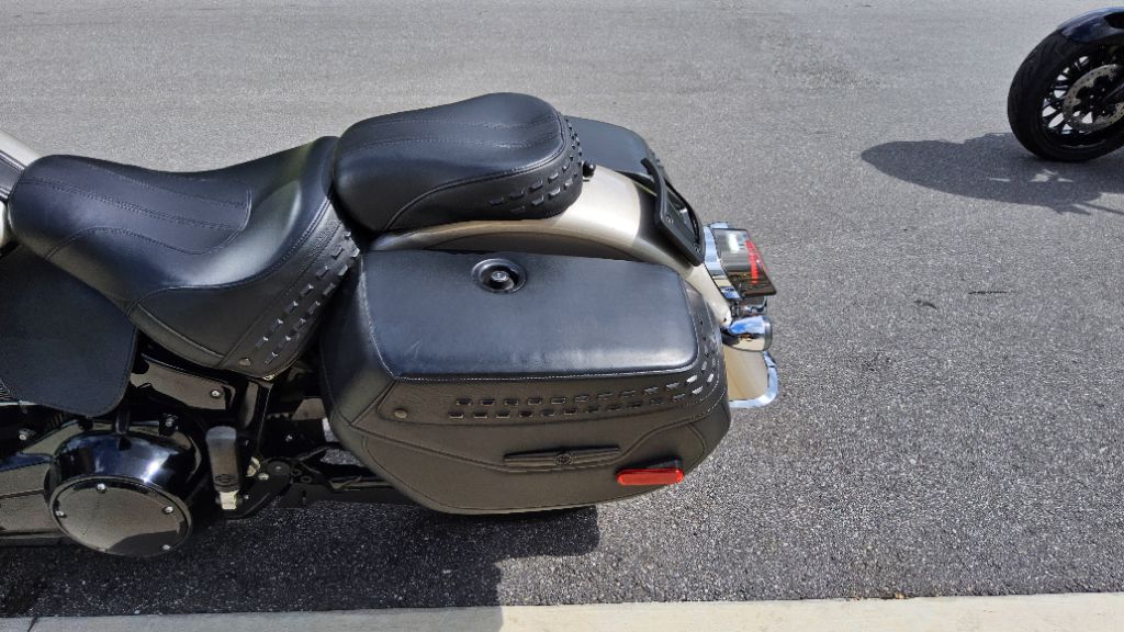 2018 Harley Davidson Heritage Classic - $10,900