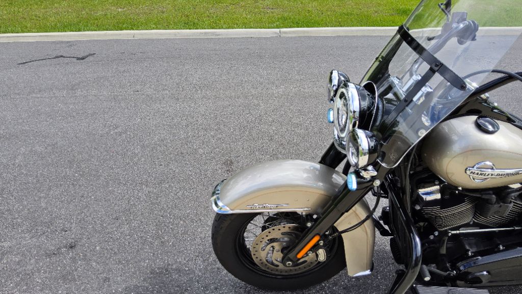 2018 Harley Davidson Heritage Classic - $10,900