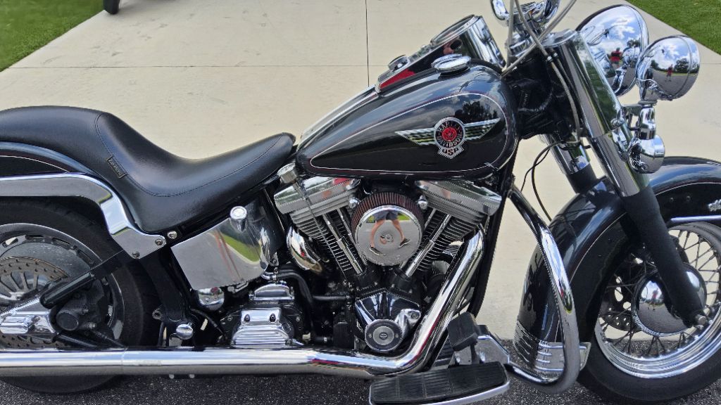 1995 Harley-davidson Softail Deluxe - $5,995