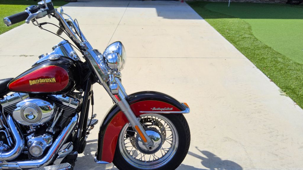 2010 Harley-davidson Heritage Softail Classic - $7,500