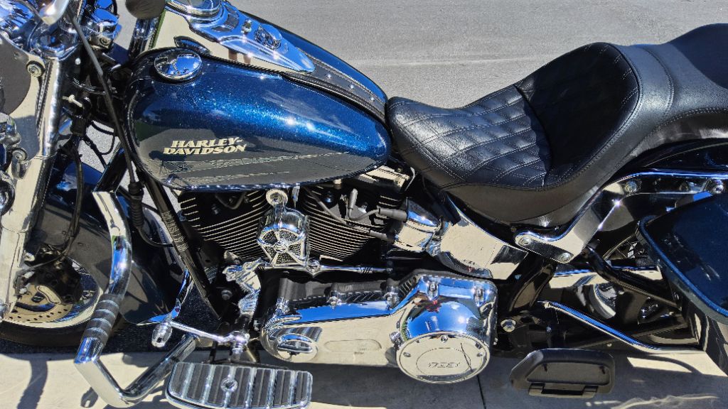 2016 Harley-davidson Heritage Softail Classic - $9,995