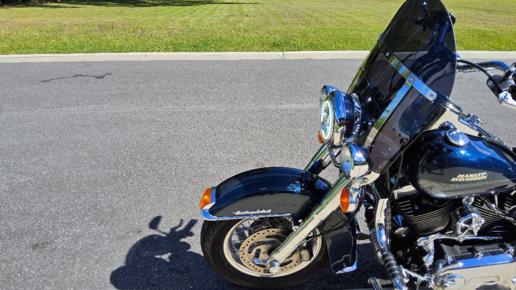 2016 Harley-davidson Heritage Softail Classic - $9,995