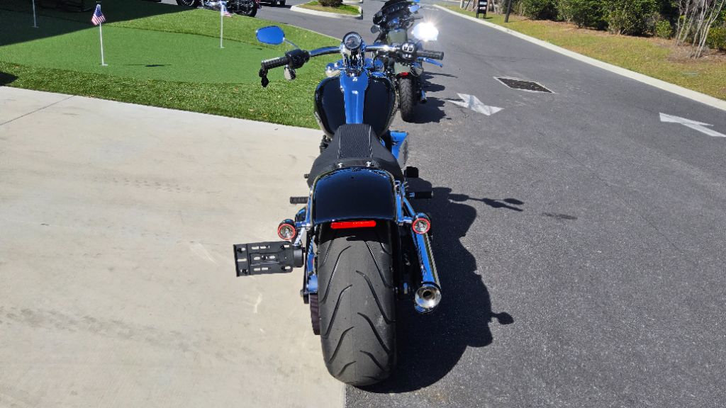 2025 Harley-Davidson FLHX Street Glide - $19,995