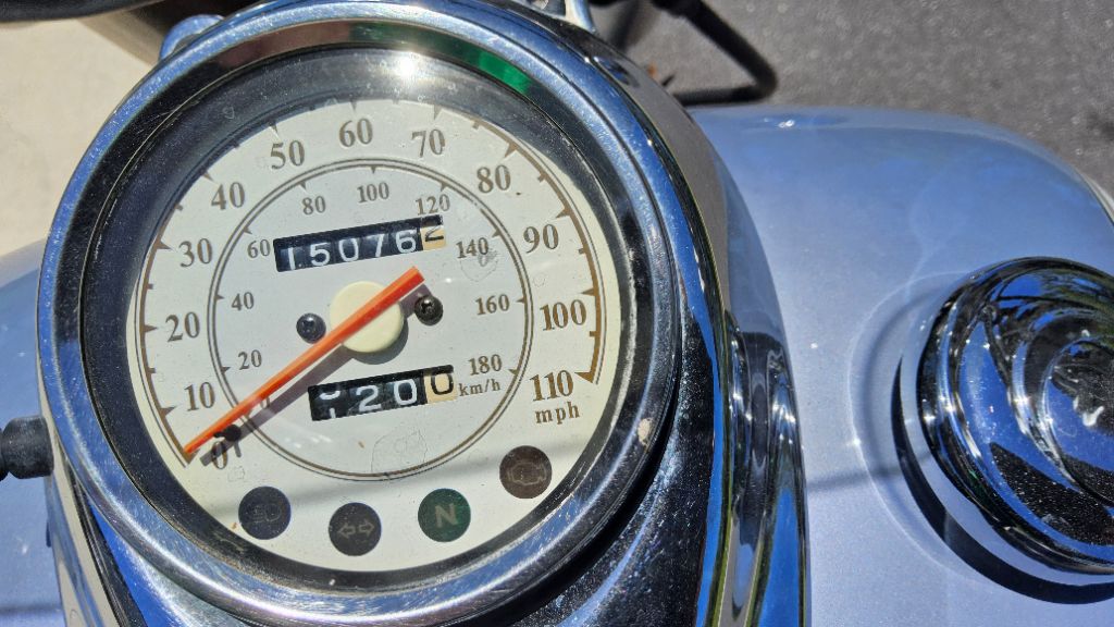 2002 Yamaha Vstar 650 - $2,995
