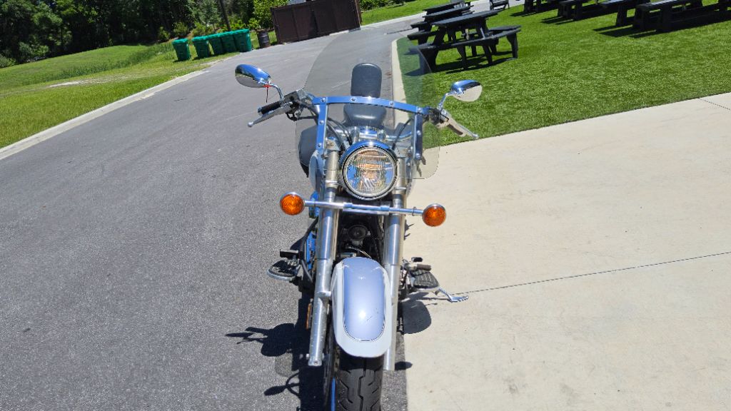 2002 Yamaha Vstar 650 - $2,995