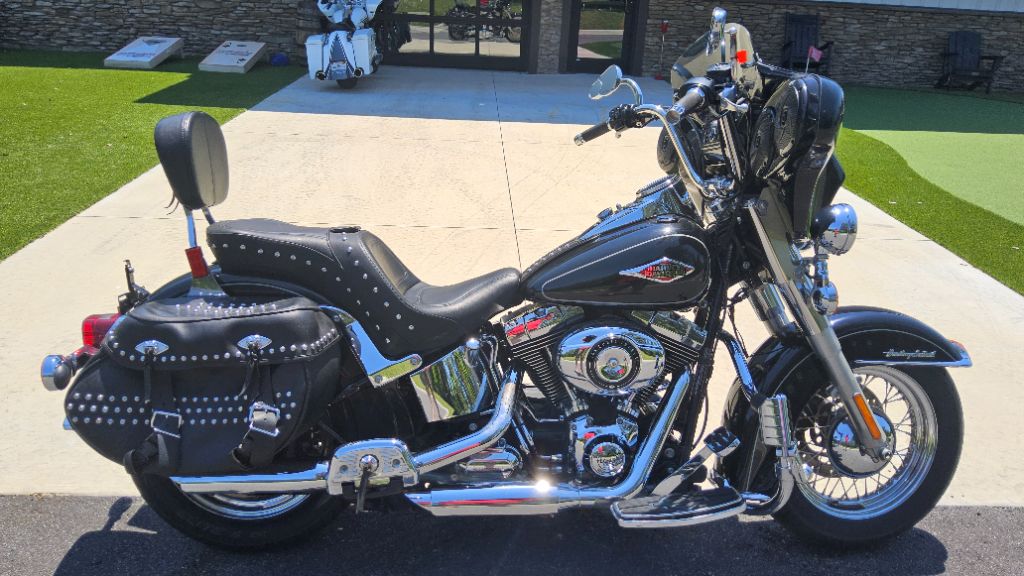 2014 Harley-davidson Heritage Softail Classic - $8,995
