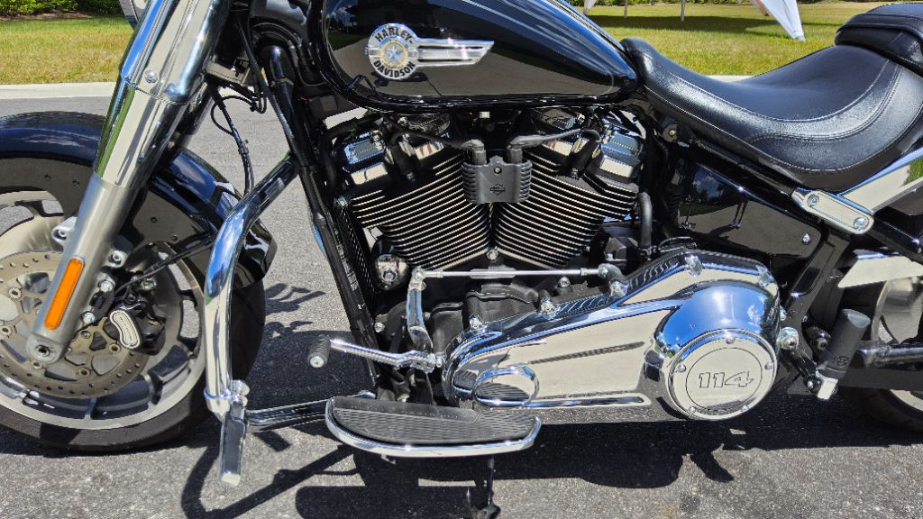 2024 Harley-Davidson Road Glide - $17,900