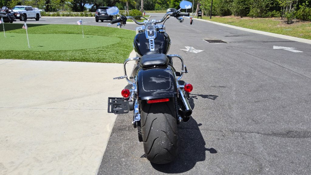 2024 Harley-Davidson Road Glide - $17,900