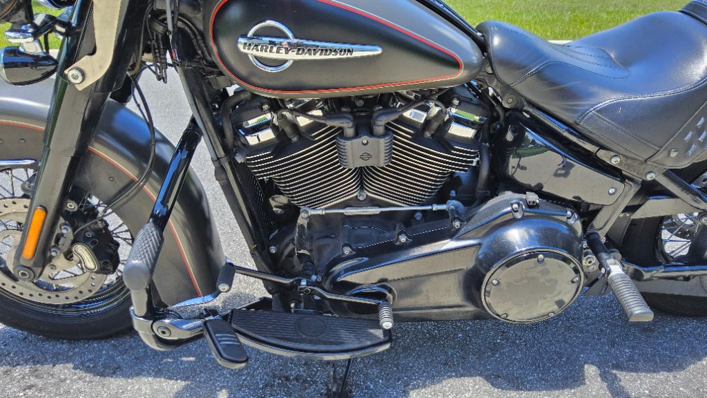 2018 Harley Davidson Heritage Classic - $9,900