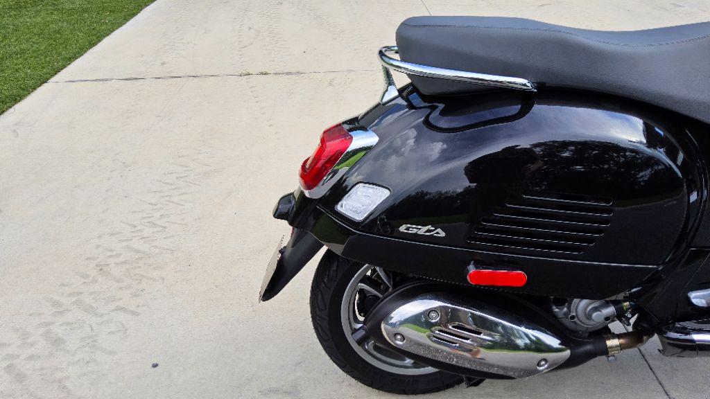 2023 Vespa Gts Rst / Sei Giorni - $6,500