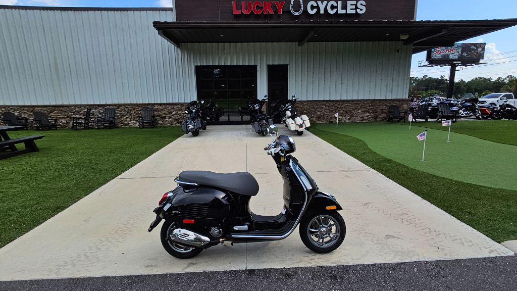 2023 Vespa Gts Rst / Sei Giorni - $6,500