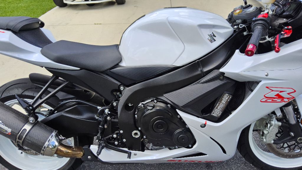2020 Suzuki Gsxr 600 - $10,995