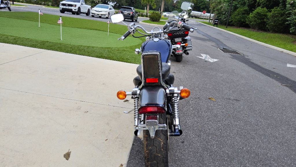 2001 Suzuki Intruder