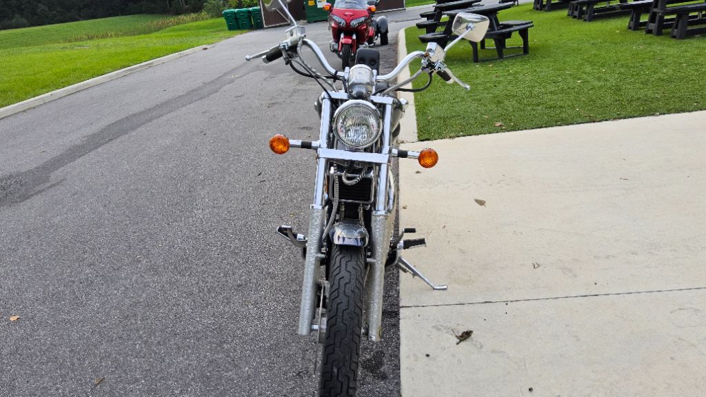 2001 Suzuki Intruder
