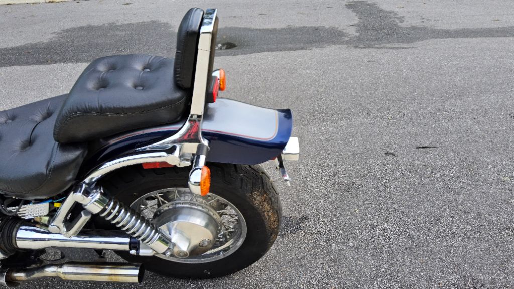2001 Suzuki Intruder