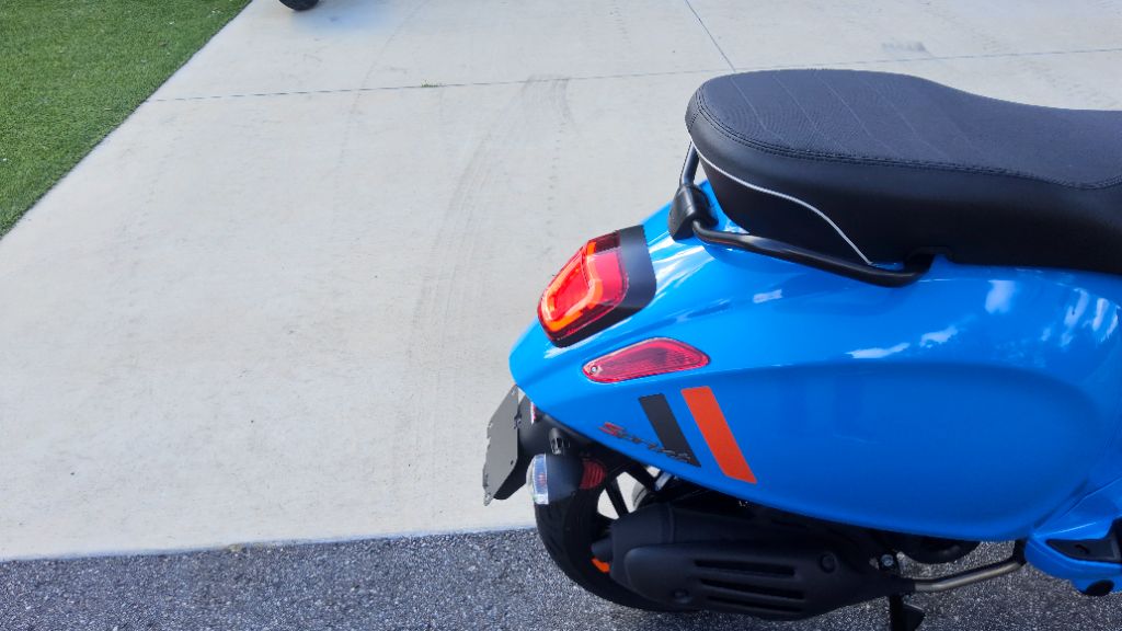 2026 Vespa Primavera / Sprint 50 - $4,649