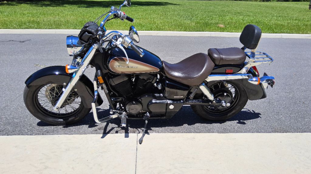 2024 Honda Vt750 (shadow Aero 750) - $7,500