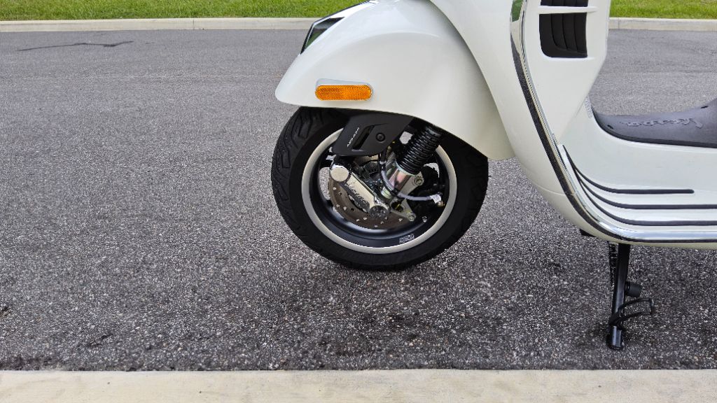 2026 Vespa Gts - $8,199