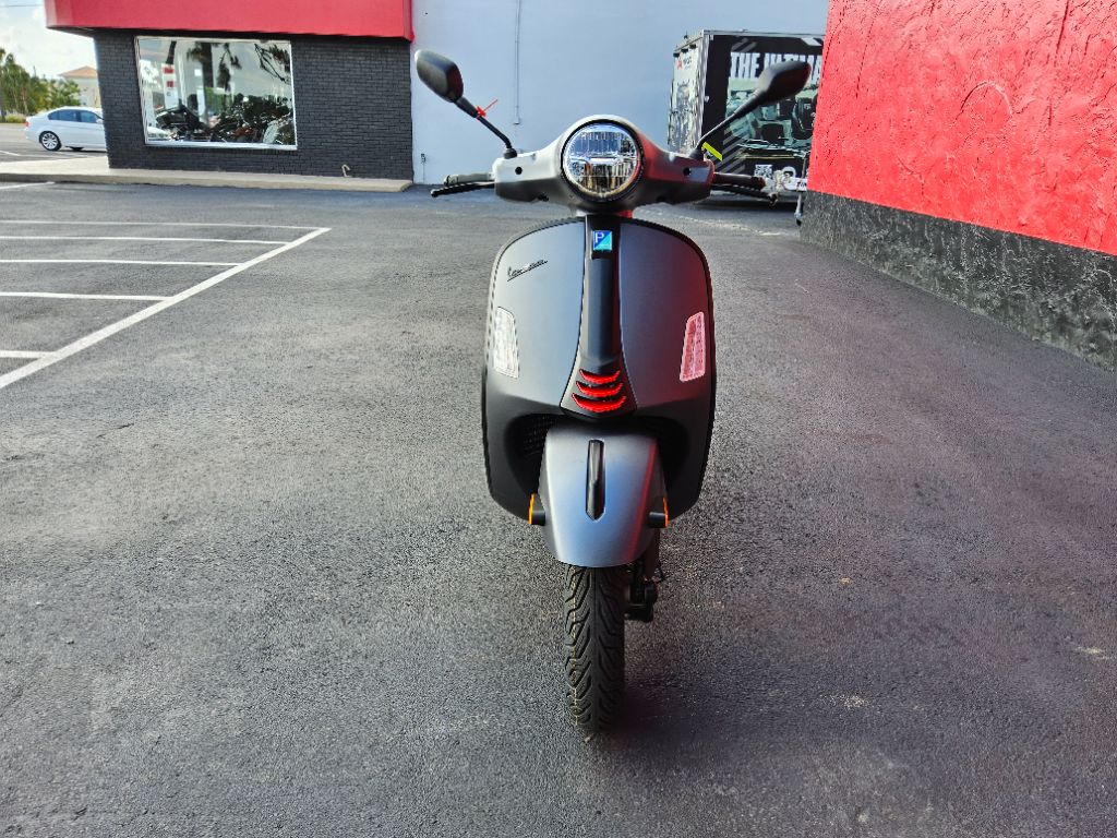 2027 Vespa Gts - $8,299