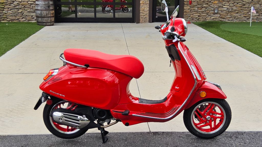 2027 Vespa Primavera / Sprint 50 - $4,499