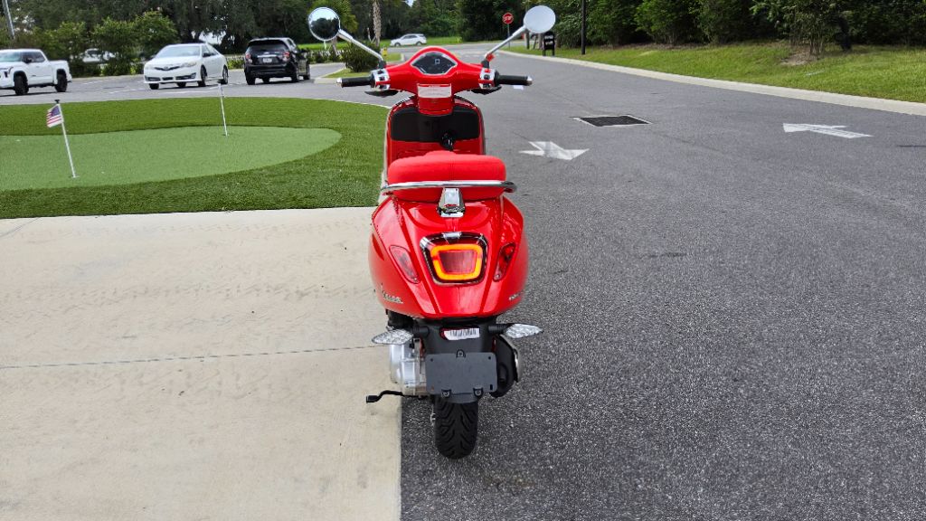 2027 Vespa Primavera / Sprint 50 - $4,499