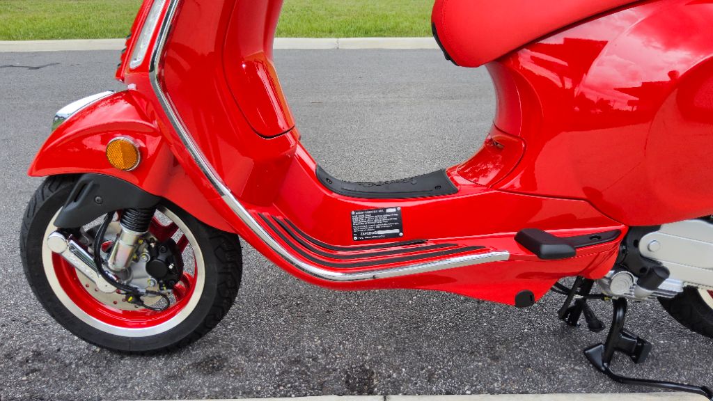 2027 Vespa Primavera / Sprint 50 - $4,499