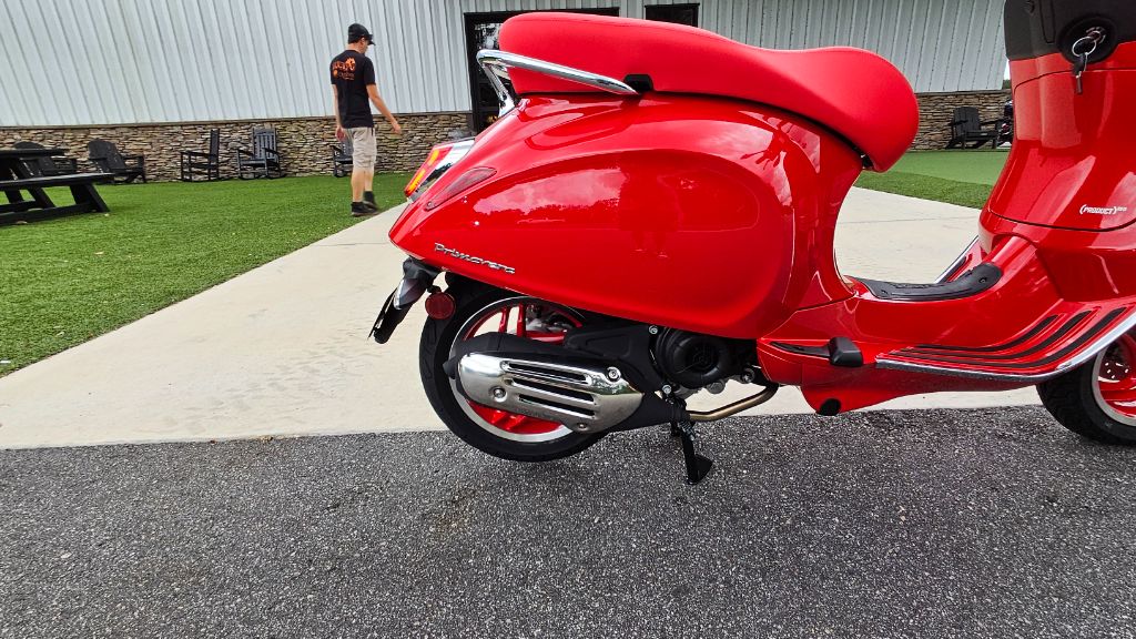 2027 Vespa Primavera / Sprint 50 - $4,499