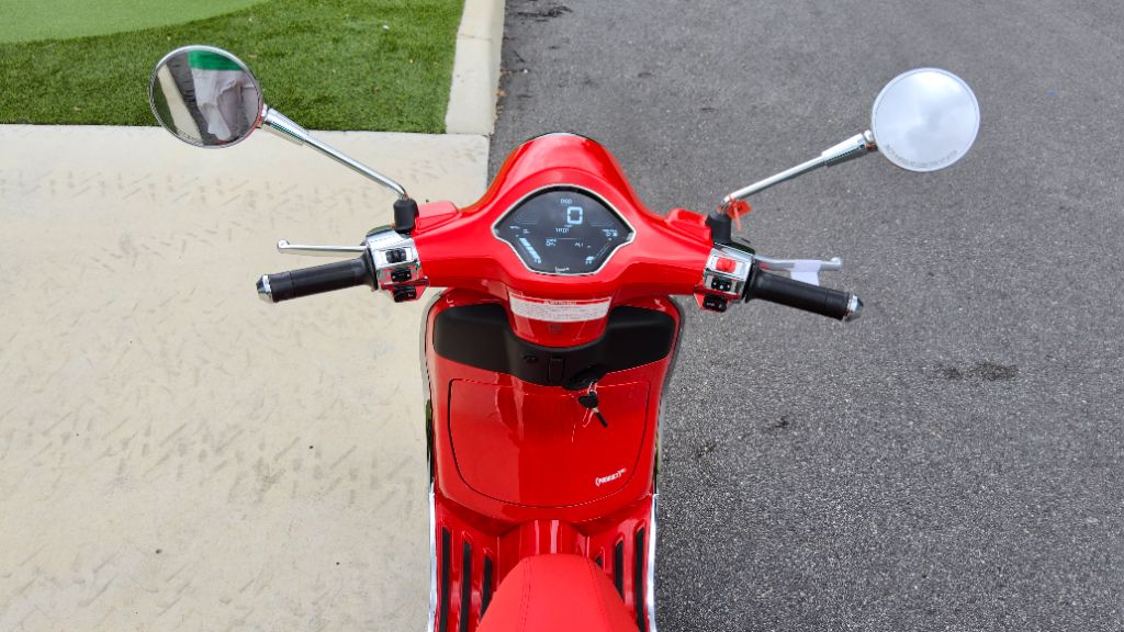 2027 Vespa Primavera / Sprint 50 - $4,499