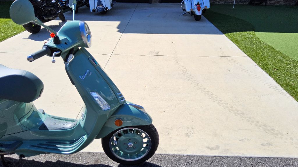 2027 Vespa Primavera / Sprint 150 - $6,149