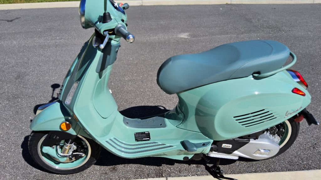2027 Vespa Primavera / Sprint 150 - $6,149