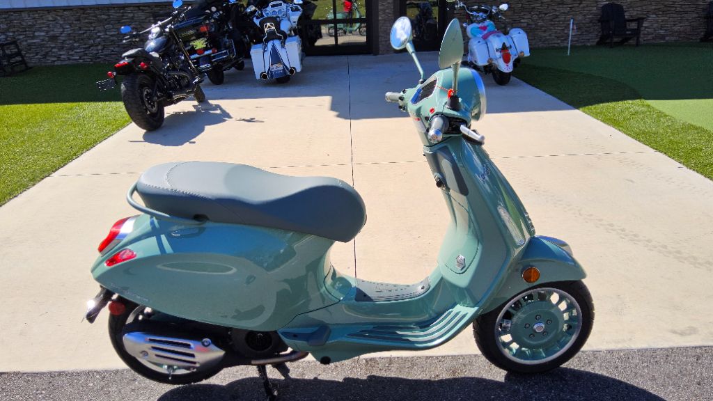 2027 Vespa Primavera / Sprint 150 - $6,149